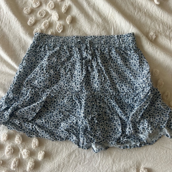 Subdued Floral Skirt - Picture 4 of 5